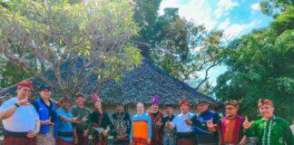Tiba di Lombok, Putri Mahkota Swedia Victoria Kunjungi Masjid Kuno Bayan